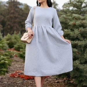 Dainty Jewells Classic Carriage gray midi dress. Size S Excellent condition.